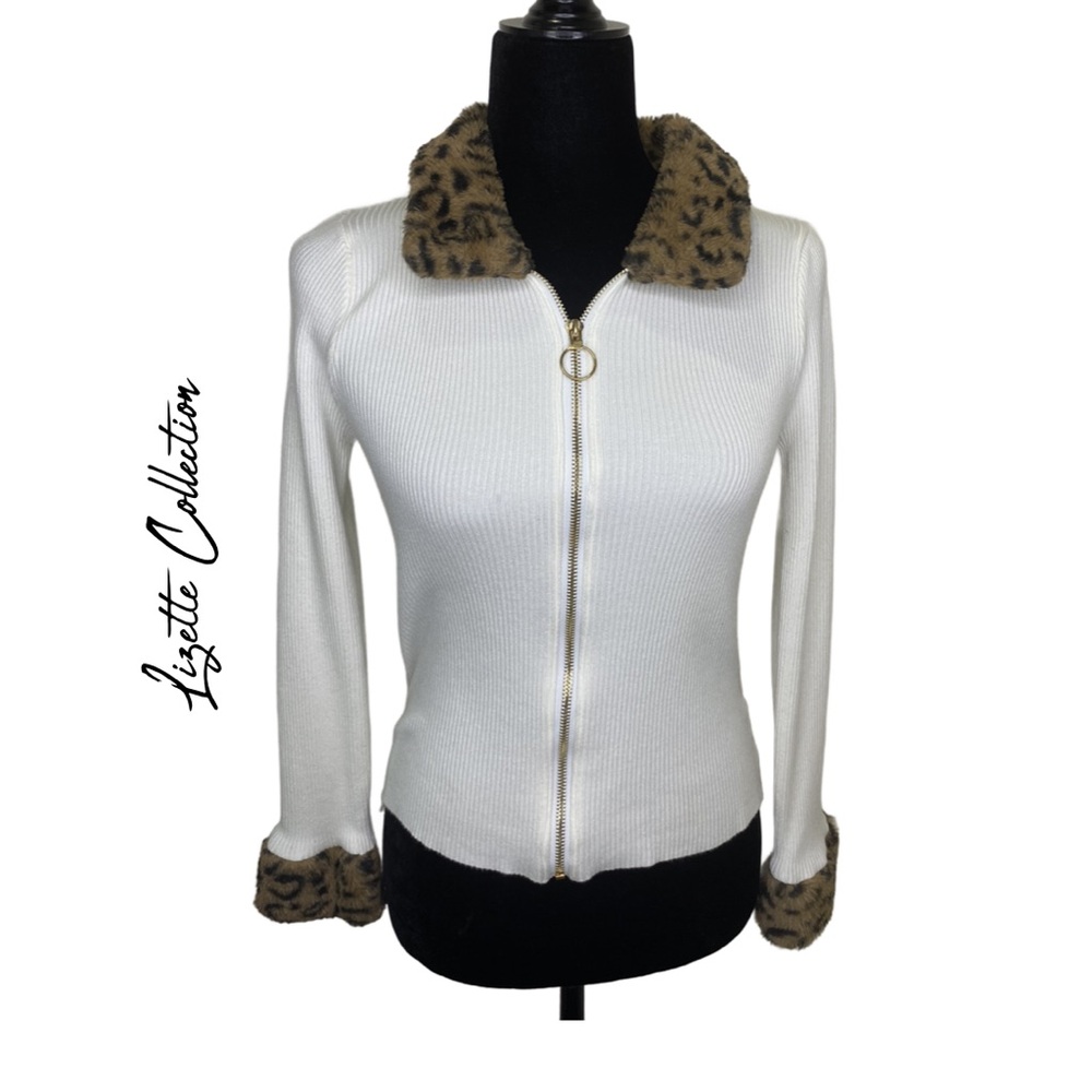 Lizette Collection Faux Fur Trimmed Sweater Top Size M